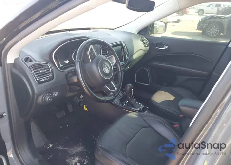 2021 Jeep Compass Limited 4X4 z USA, uszkodzony, nr VIN 3C4NJDCB9MT558803